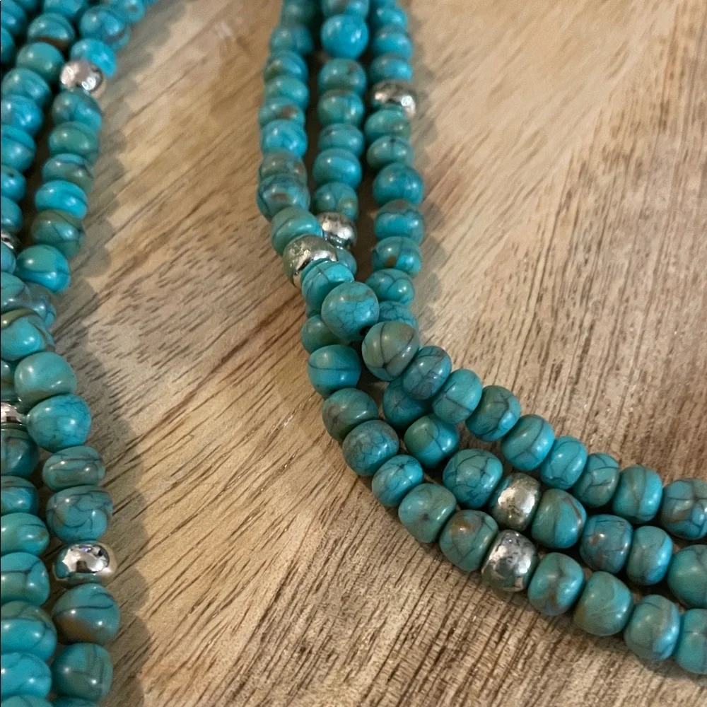 Turquoise Beaded Necklace and Earring Set - Picture 6 of 7